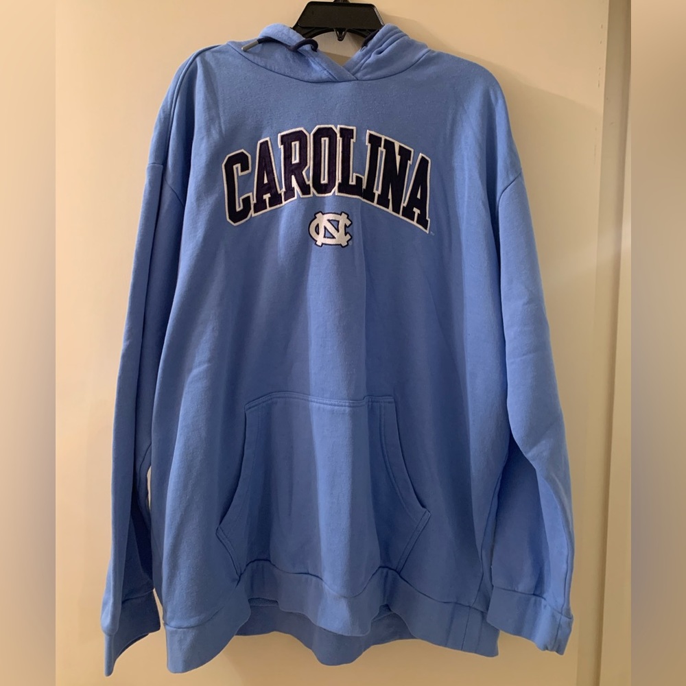 UNC hoodie 2XL